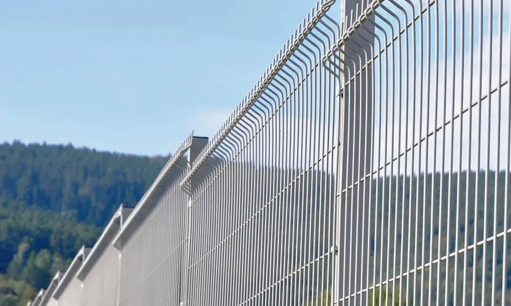 galvanized-3d-fence.jpg